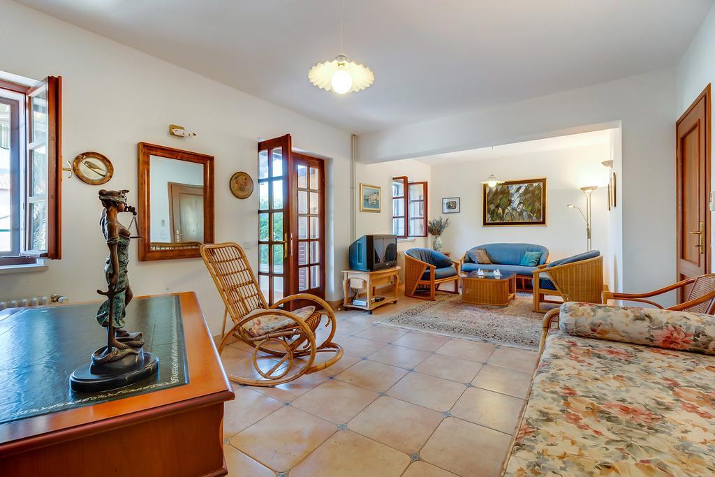 Family House Lana Villa Osor Kültér fotó