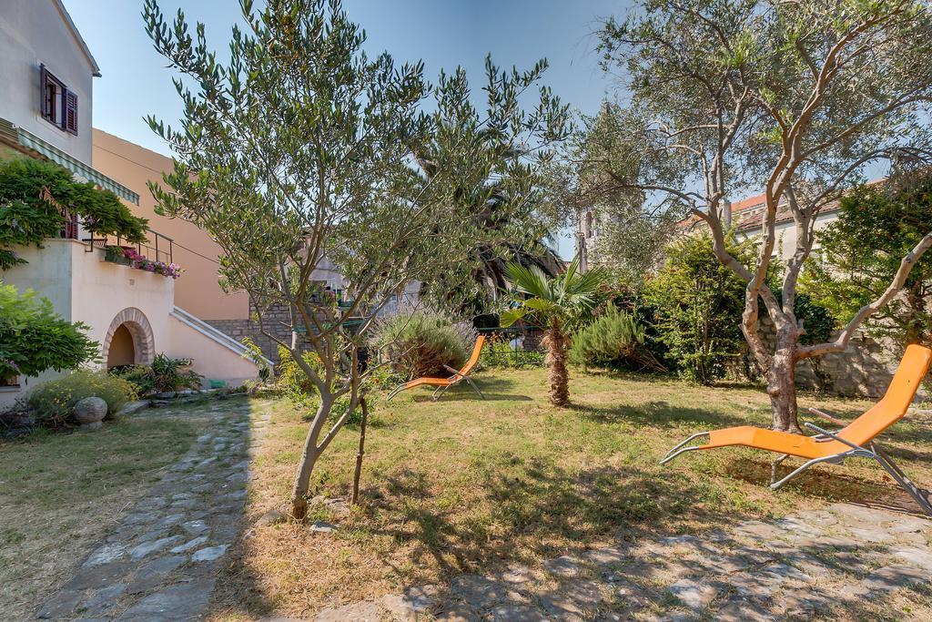 Family House Lana Villa Osor Kültér fotó
